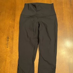 Lululemon cropped leggings